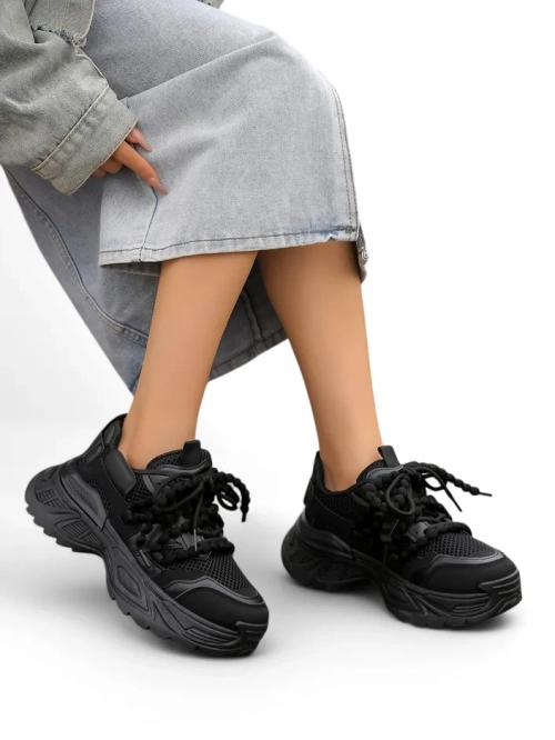 Royalfashion жіночі спортивні кросівки на товстій підошві Loness