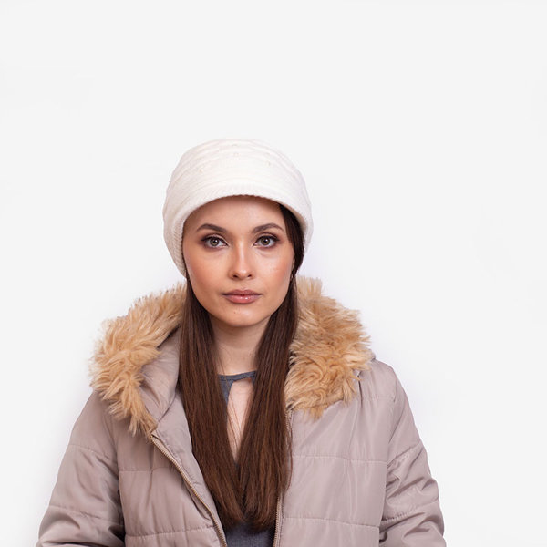 Dámská bílá teplá čepice s perlami - Doplňky