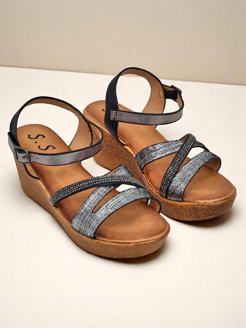 Royalfashion Жіночі сандалі на платформі з кристалами та блискітками Eclat