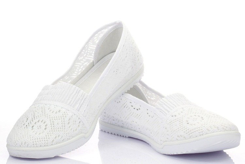 Białe baleriny slip-on - Obuwie