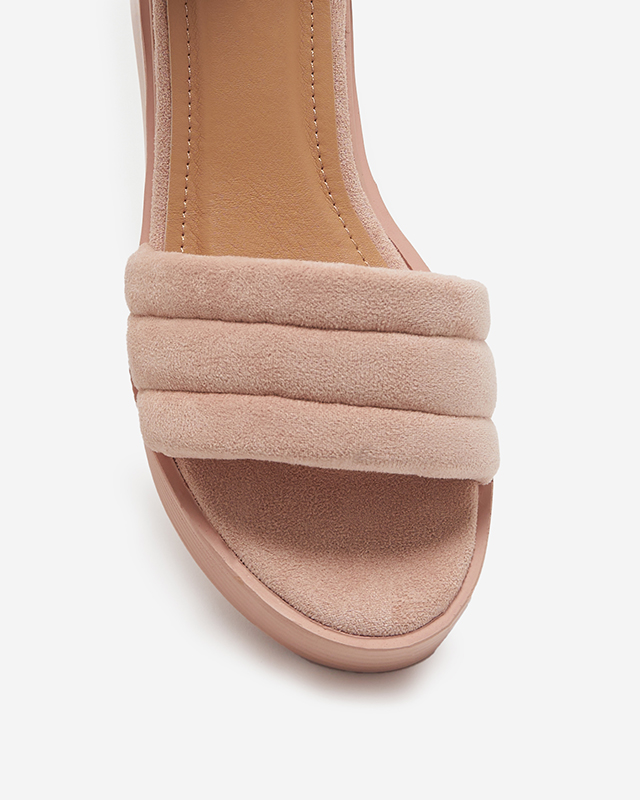 Růžové dámské sandály na klínku Okita - Boty