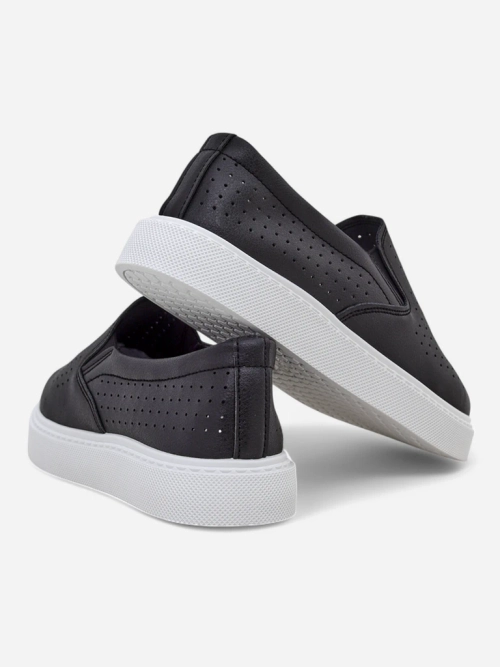 Royalfashion Жіночі перфоровані сліпони Emillia