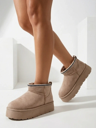 Royalfashion Жіночі короткі черевики а-ля снігоступи Xoalla