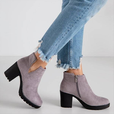 OUTLET Světle šedé izolované dámské boty na sloupku Ryoko - obuv