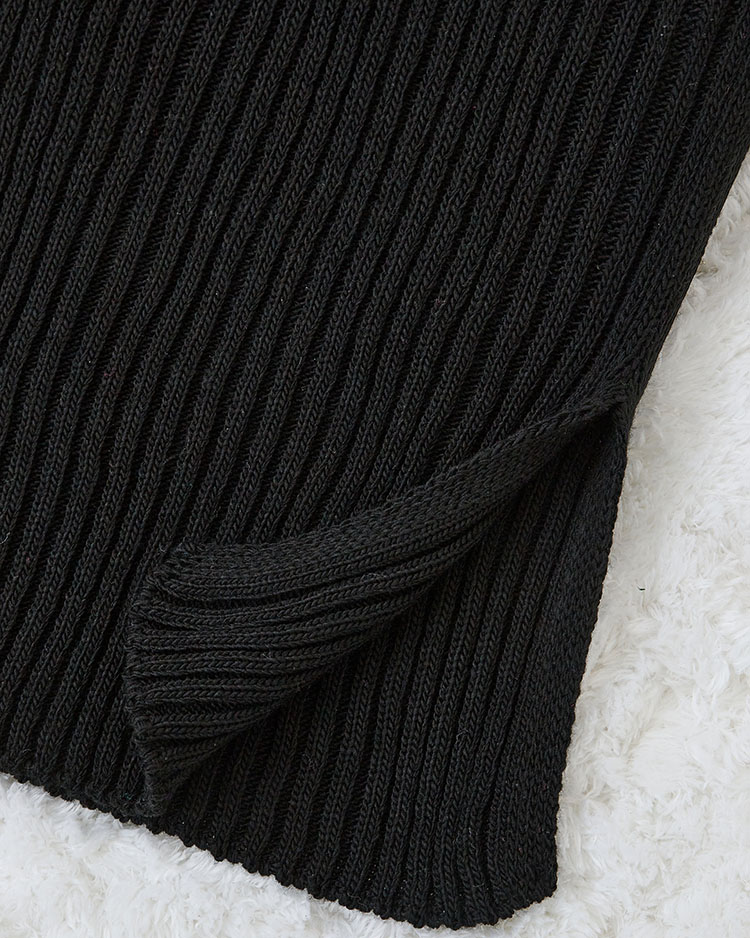 Royalfashion Černé dámské svetrové šaty