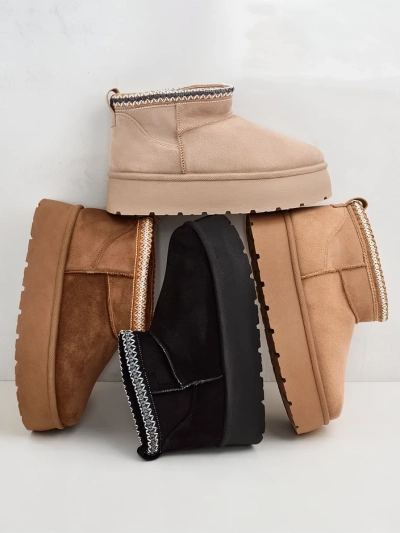 Royalfashion Dámské krátké boty a'la snow boots Xoalla