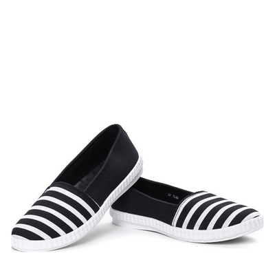 Czarne slip on w paseczki- Obuwie