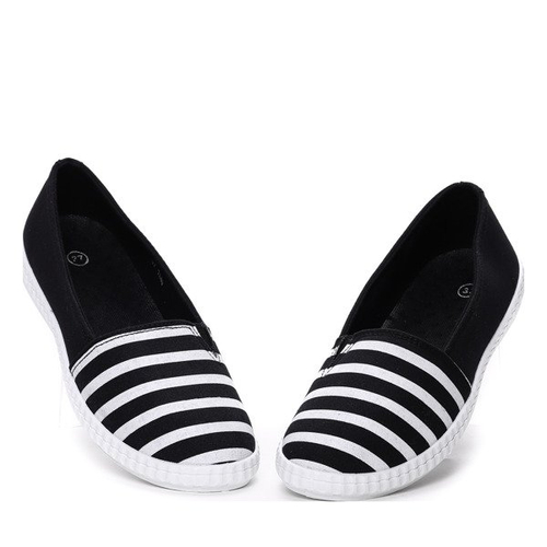 Czarne slip on w paseczki- Obuwie