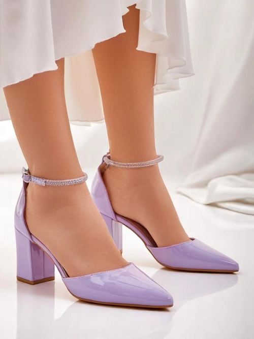 Royalfashion жіночі туфлі з лакованої шкіри з ремінцем з стразами Furoni