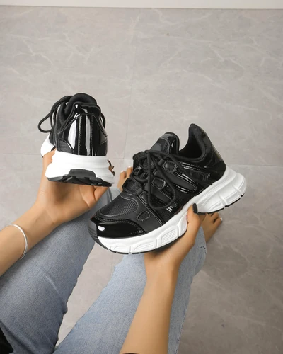 Royalfashion Dámské sportovní tenisky na silnější podešvi Loness