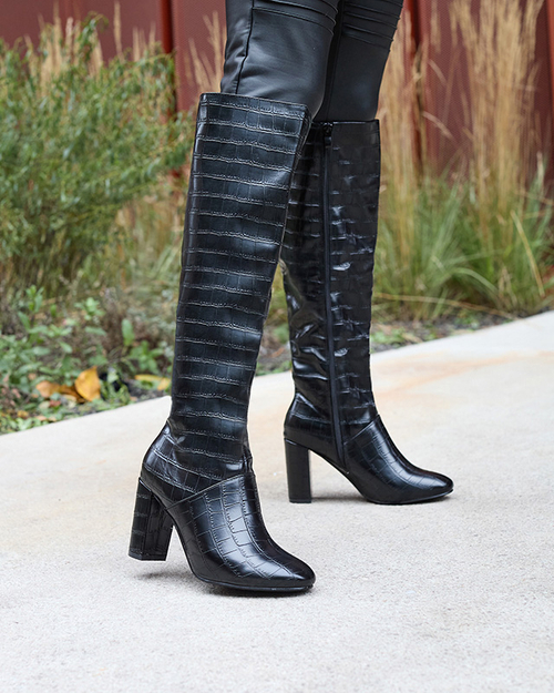 Жіночі черевики на шпильці з тисненням чорного кольору Mastiu- Взуття