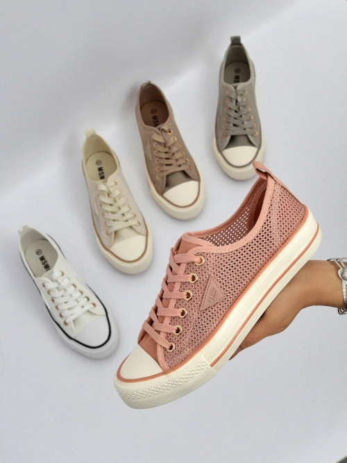 Royalfashion Жіночі перфоровані кросівки Rebbse