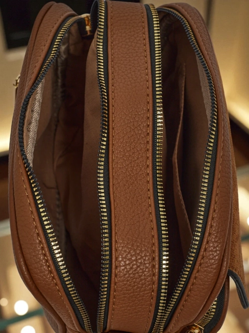 Маленька жіноча сумочка з екошкіри Avenne