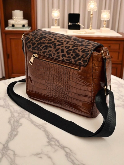 Lakovaná malá dámská kabelka z eko kůže Sable Arc