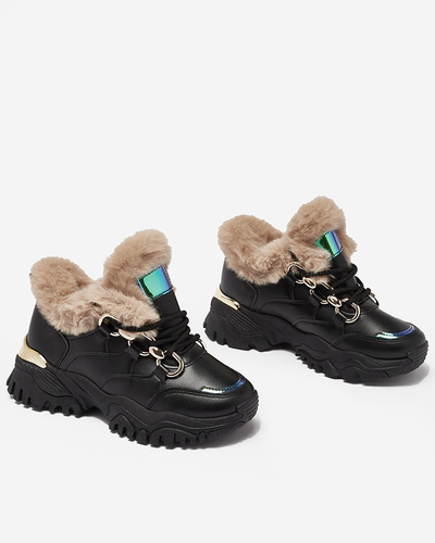 Royalfashion Černé dámské sportovní tenisky s kožíškem Wicallen