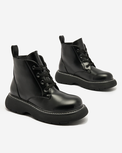 Royalfashion Bílé dámské šněrovací boty na pevné podrážce Terdi