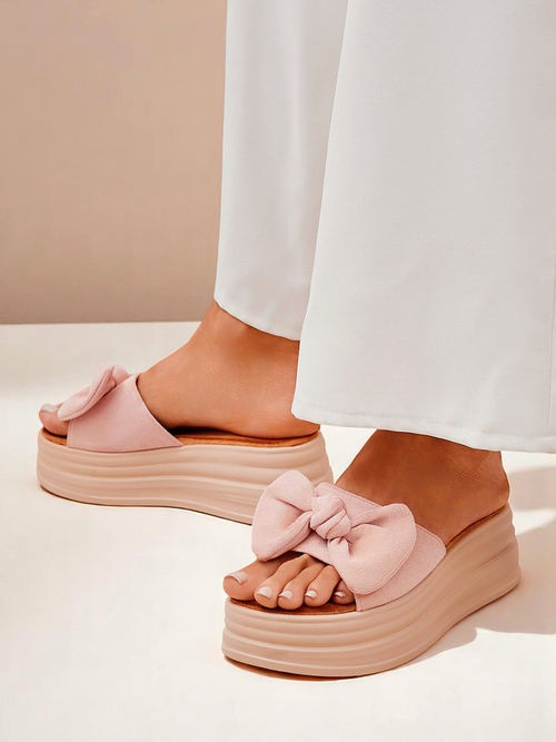 Royalfashion Жіночі шльопанці на платформі Givan