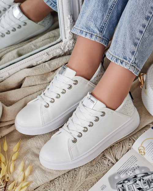 Жіночі спортивні кросівки Royalfashion Wizz