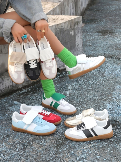 Royalfashion Жіночі спортивні кросівки Ensire