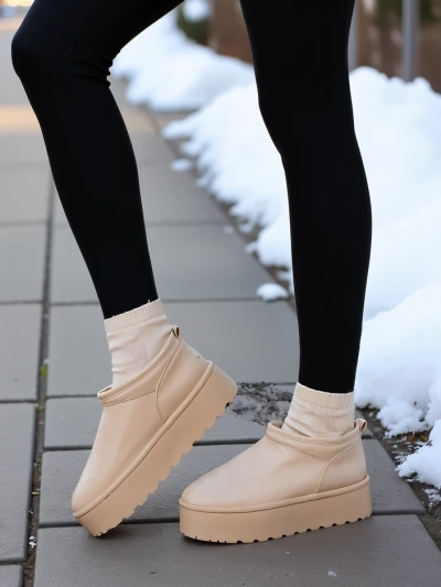 Royalfashion Dámské krátké boty a'la snow boots Ozozi