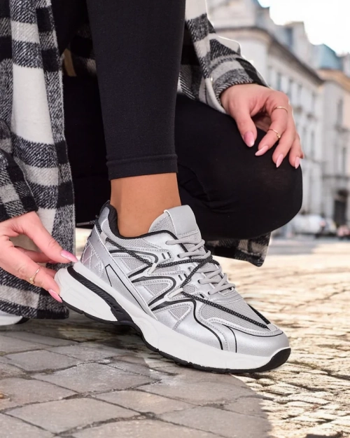 Royalfashion Жіночі кросівки Baretes