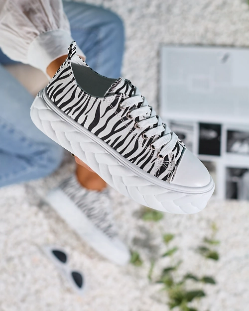 Royalfashion Чорно-білі жіночі кеди на платформі Atredika