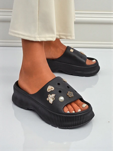 Royalfashion Dámské gumové pantofle se zdobením Slash Glam