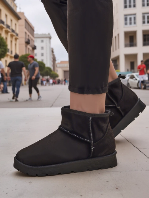 Royalfashion Короткі зимові черевики для жінок a'la Bella