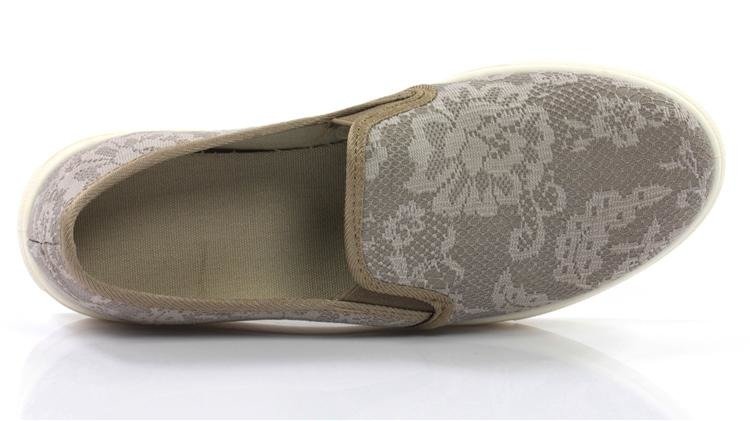 Szare sportowe tenisówki slip on w kwiaty Borona - Obuwie