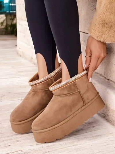 Royalfashion Dámské krátké boty a'la snow boots Xoalla