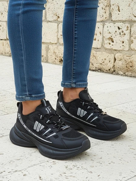 Dámské sportovní boty Royalfashion Hypatia černé na plochém podpatku 5 cm