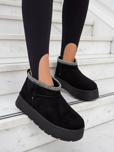 Royalfashion Dámské krátké boty a'la snow boots Xoalla
