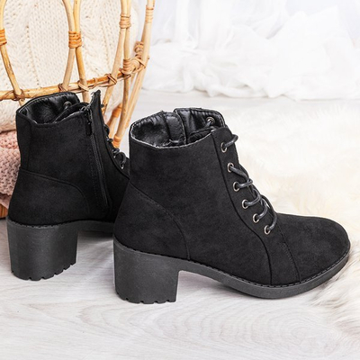Černé kotníkové boty na vyšším sloupku Nemesis - Footwear