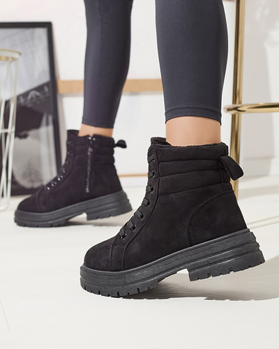 Жіночі утеплені черевики-трапери чорного кольору Tivica - Взуття