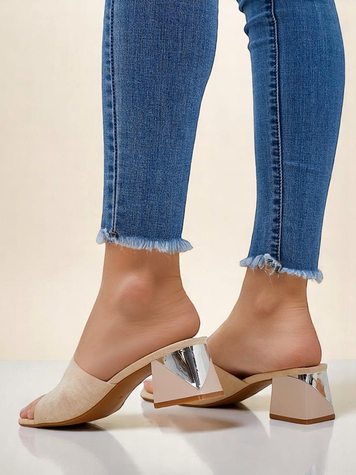 Жіночі шльопанці Royalfashion з декоративними підборами Vollatie