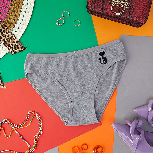 Šedé bavlněné dámské kalhotky s vyšívanou kočkou - Spodní prádlo