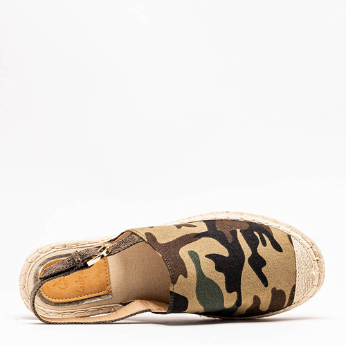 Маргаритки з відкритими підборами - Взуття