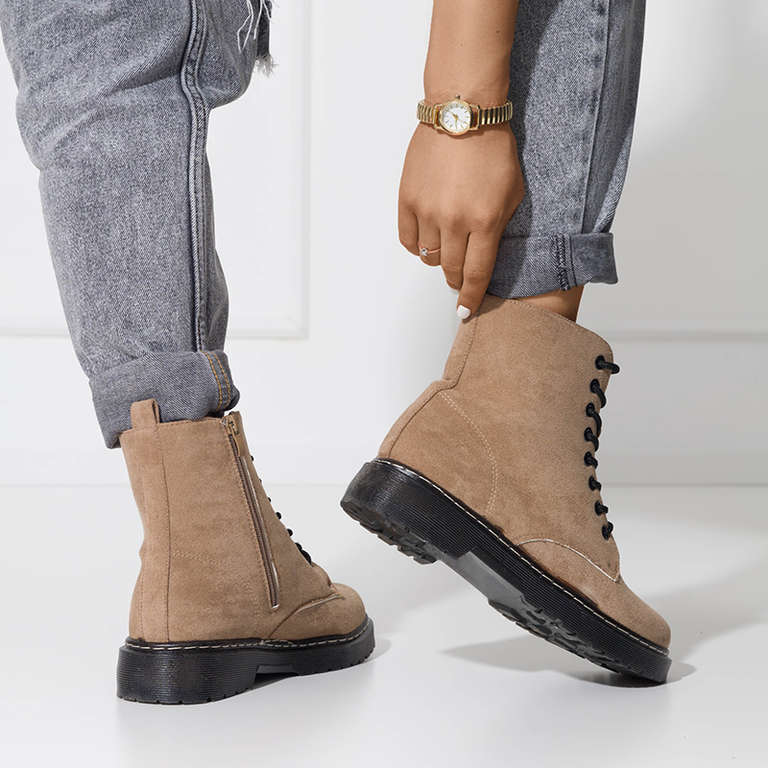 Béžové dámské semišové kozačky značky Nerrisa - Obuv