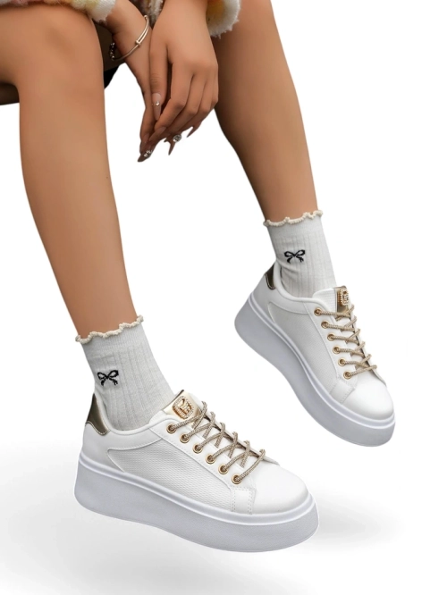 Royalfashion жіночі спортивні кросівки з декоративними шнурками Eone