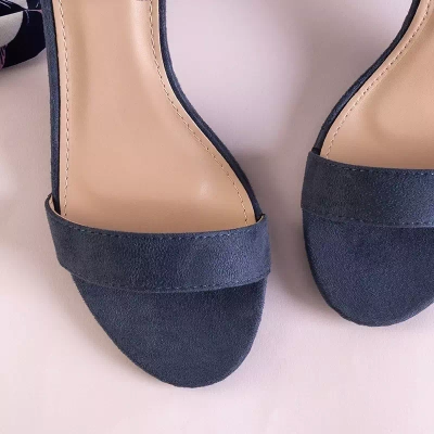 OUTLET Tmavě modré dámské sandály na sloupku Anniet - Obuv