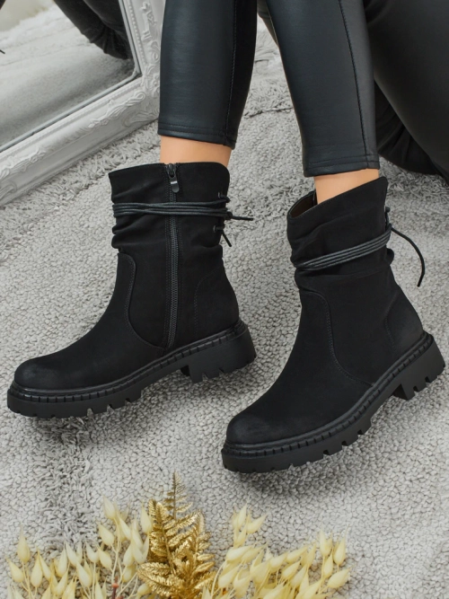 Матові жіночі ботільйони Lumira