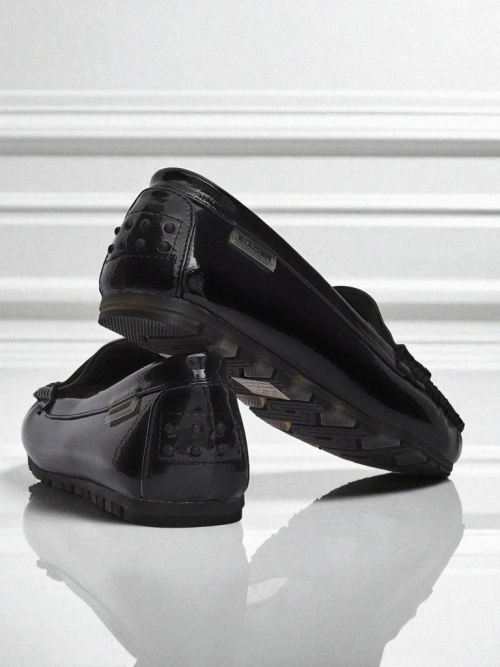 Жіночі Мокасини Cyra Nero з екошкіри лакованої, класичний італійський стиль