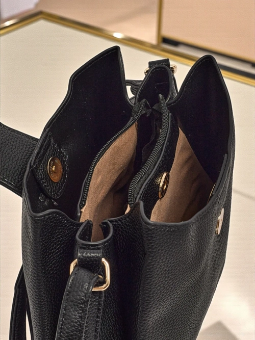 Маленька жіноча сумочка з екошкіри Narias