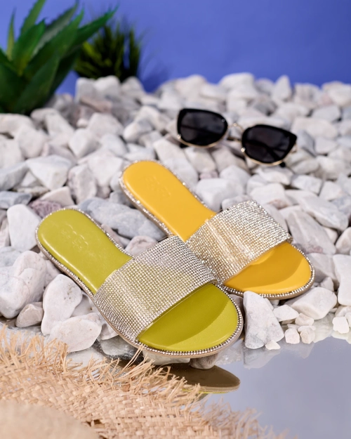 Зелені жіночі шльопанці зі стразами Verina