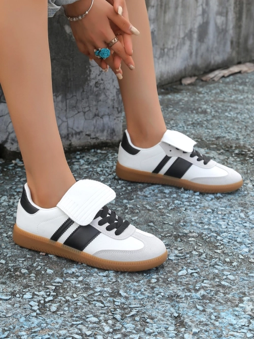 Royalfashion Жіночі спортивні кросівки Ensire