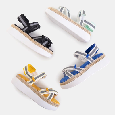 OUTLET Dámské kobaltové sandály s reflexními vložkami Kollin - Footwear