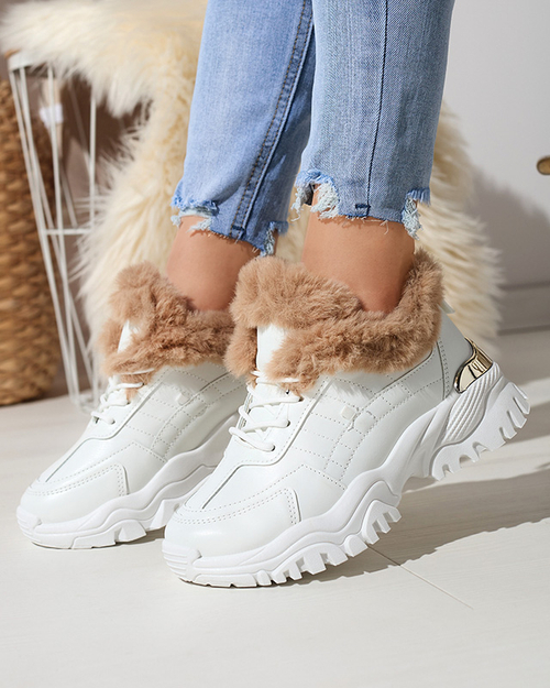 Білі утеплені кросівки з оздобленням Flixi