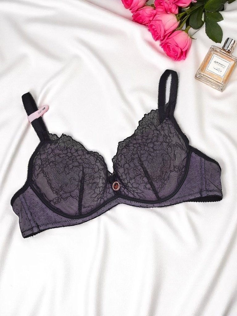 Royalfashion Dámská push-up podprsenka s krajkou Romance Push-Up