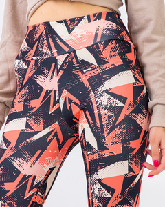 černý || oranžová