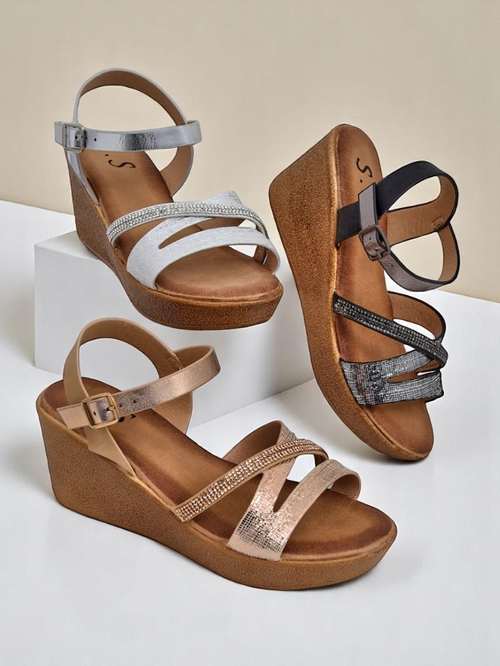 Royalfashion жіночі сандалі на танкетці з стразами та блискітками Eclat